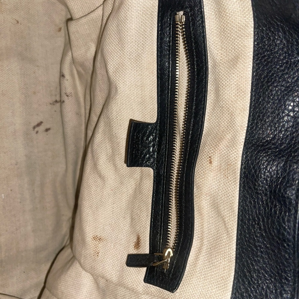 Black Gucci tote bag with gold hardware - Picture 7 of 15